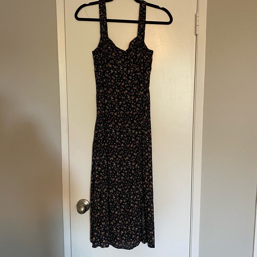 ZARA Black Floral print Dress With Slit - Size Small NWT
